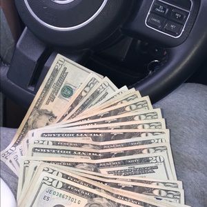 Meet your Posher, Derrick